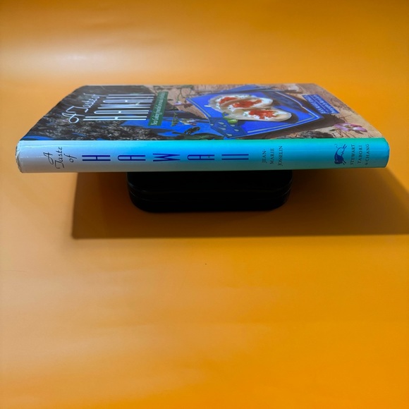 A Taste of Hawaii: New Cooking from the Crossroads of the Pacific Book - Picture 3 of 11